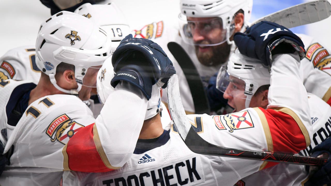 Luongo makes 32 saves, Panthers beat Jets 4-2 in Finland